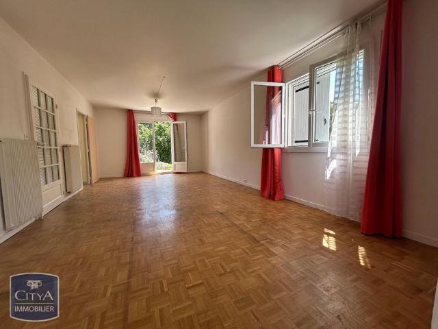 Location Maison 6 pièces 132m² MIGNALOUX BEAUVOIR 86550