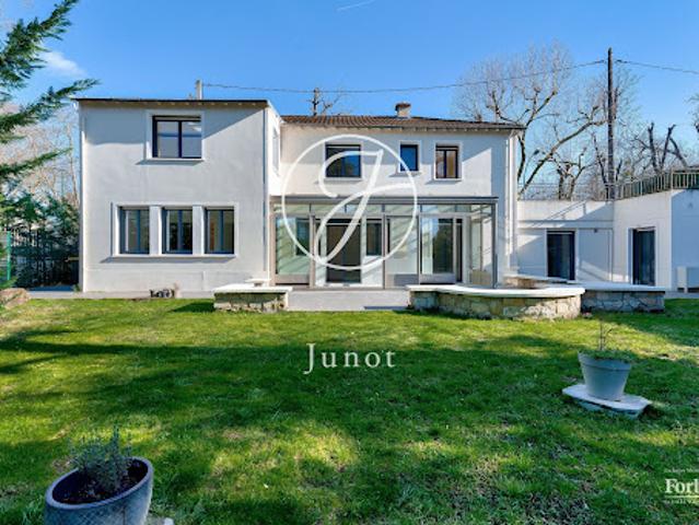 Location Maison 6 pièces 149.52 m2 Le Vésinet