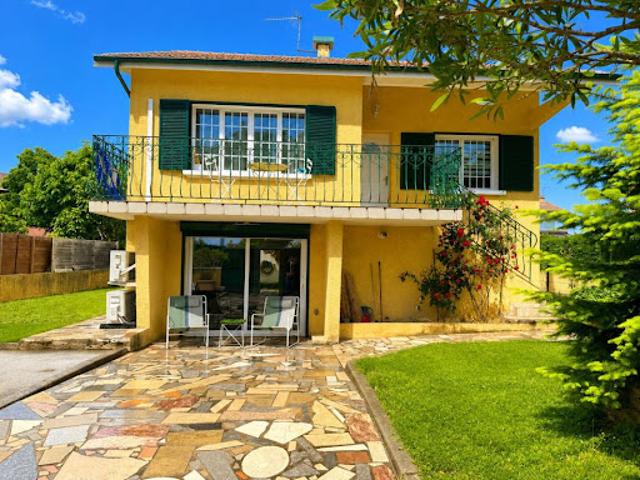 Location Maison 6 pièces 140 m2 Bron