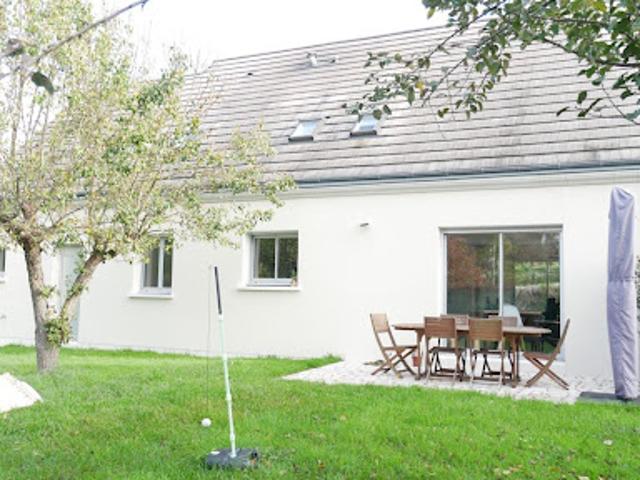 Location Maison 6 pièces 140 m2 Saint Denis en Val