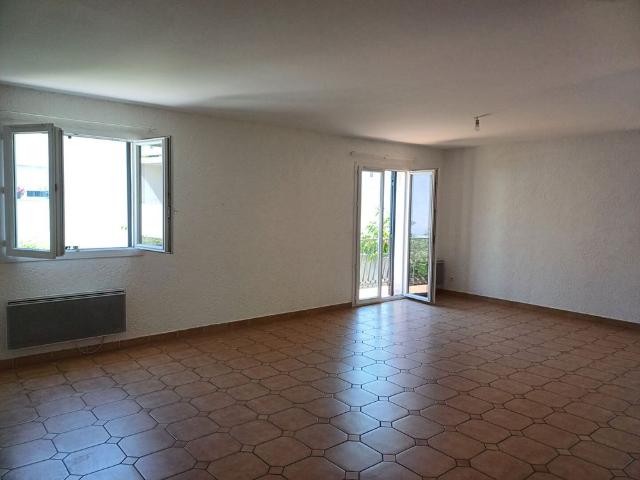 Location Maison 6 pièces 141m²