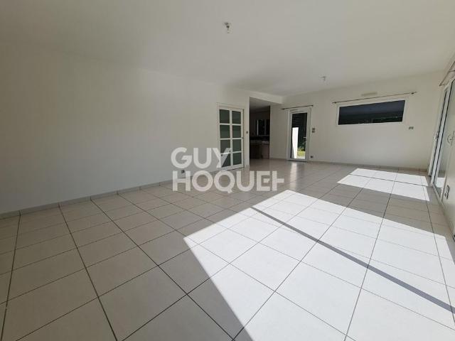 Location Maison 6 pièces 142m²