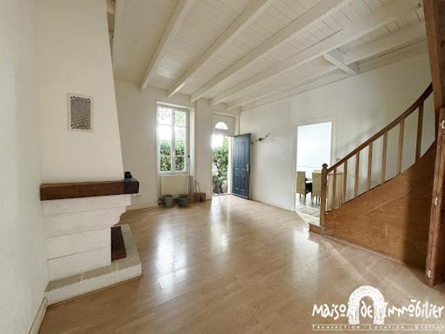 Location Maison 6 pièces 156 m2 Cognac