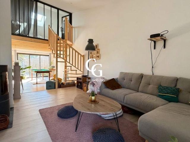 Location Maison 6 pièces 159m² VIEILLEVIGNE 44116