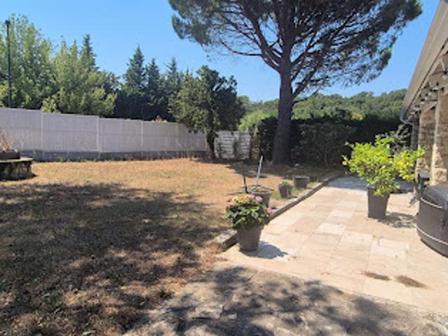 Location Maison 6 pièces 150 m2 Saint Paul Trois Châteaux