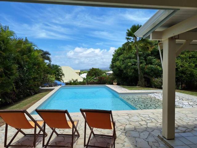 Location Maison 6 pièces 150m² BAIE MAHAULT 97122