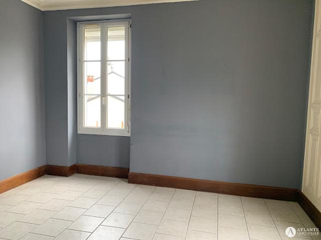 Location Maison 6 pièces 152.79 m2 La Ville aux Clercs
