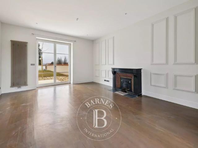 Location Maison 6 pièces 167m² CHAPONNAY 69970