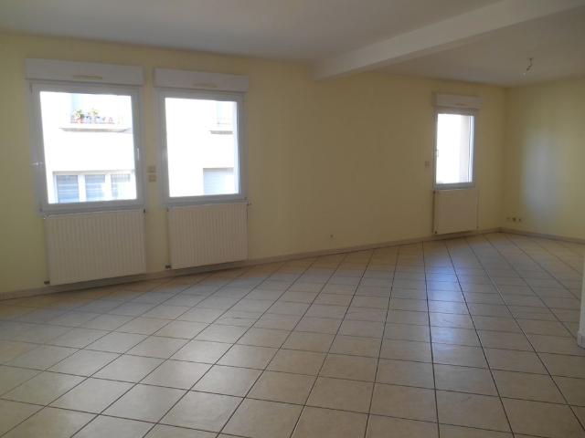 Location Maison 6 pièces 168m²