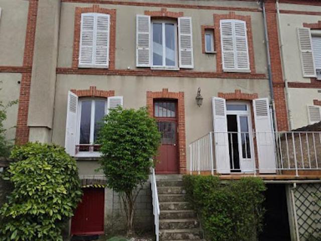 Location Maison 7 pièces 160 m2 Nemours