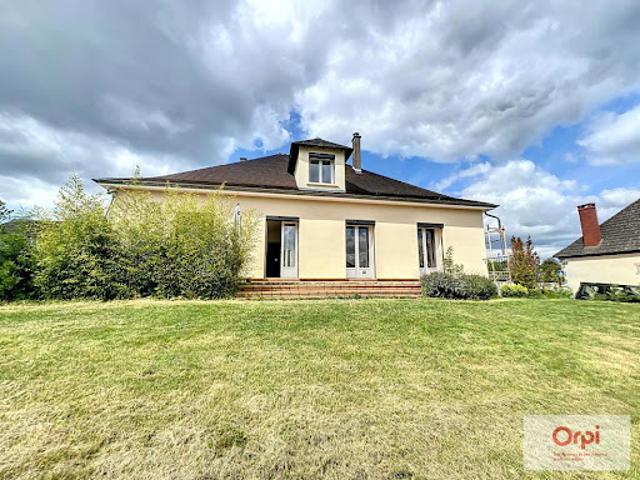 Location Maison 6 pièces 176.72 m2 Montmarault