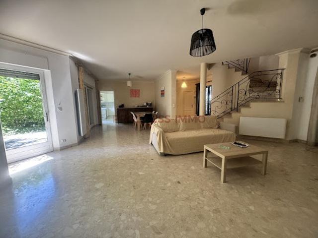 Location Maison 6 pièces 179 m2 Chennevieres sur marne