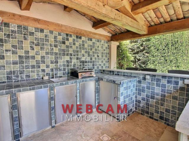 Location Maison 6 pièces 172m² MOUGINS 06250