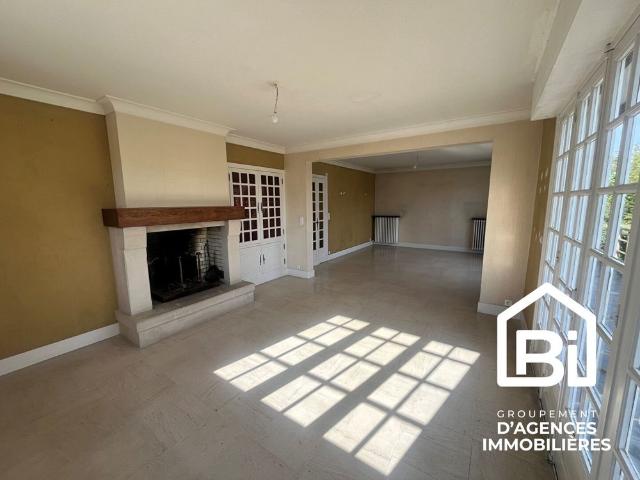 Location Maison 6 pièces 173m²