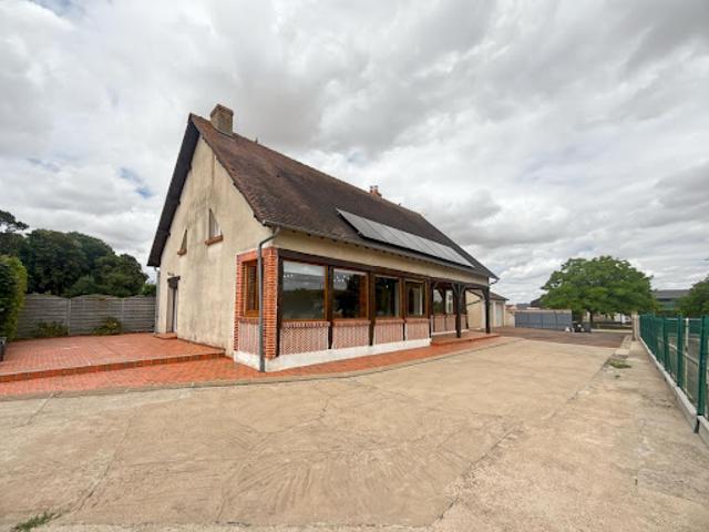 Location Maison 6 pièces 197.04 m2 Patay