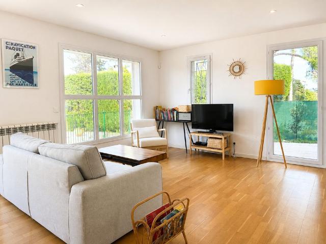 Location Maison 6 pièces 200m² NARBONNE 11100