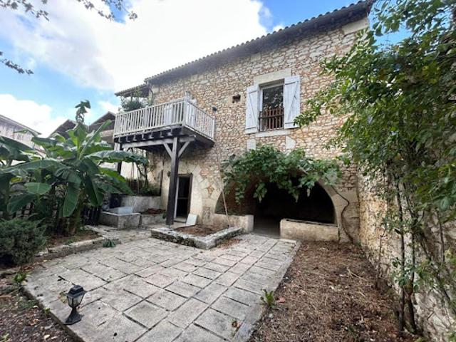 Location Maison 6 pièces 210.6 m2 Coulounieix Chamiers