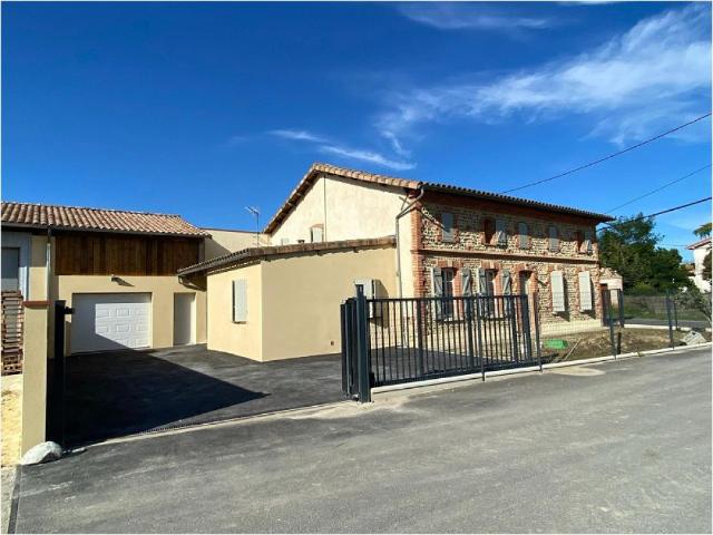 Location maison 6 pièces 224 m²