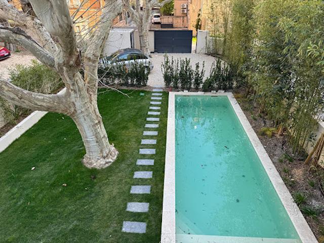Location Maison 6 pièces 240 m2 Aix en Provence