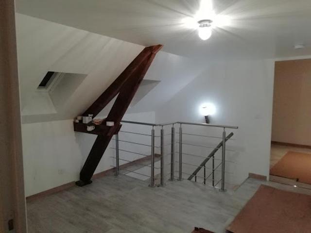 Location Maison 6 pièces 95 m2 Le Roc