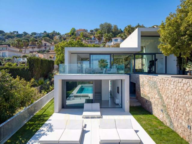 Location maison 6 pièces Cannes 06