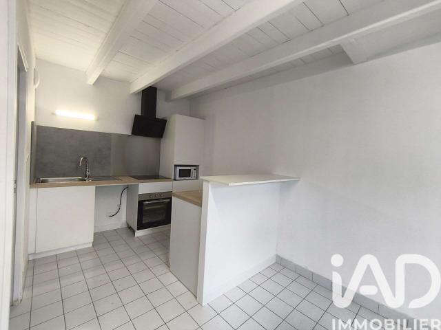 Location maison 6 pièces La Mothe Saint Héray 79