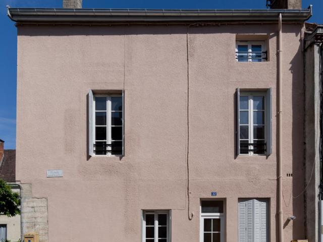 Location maison 6 pièces NUITS ST GEORGES 116m² à 722.58€/mois CDC Habitat