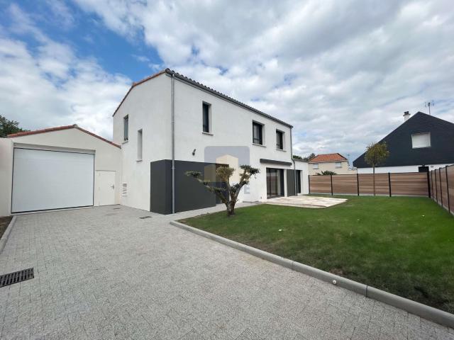 Location maison 6 pièces Saint Herblain Bourg Solvardière Pelousière 44