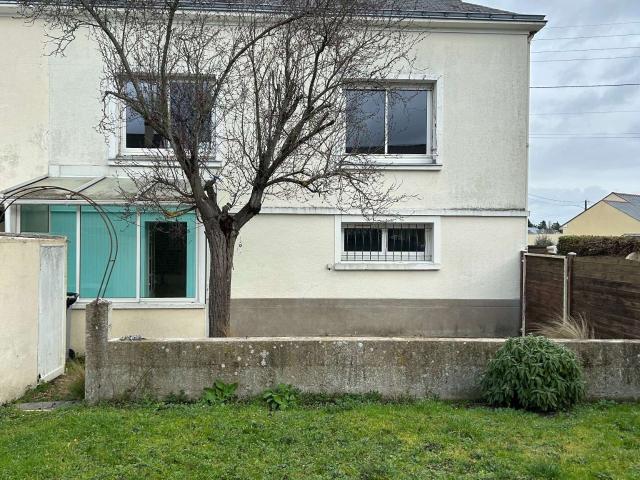 Location maison 6 pièces Sainte Gemmes sur Loire 49