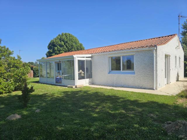 Location maison 6 pièces Vairé 85