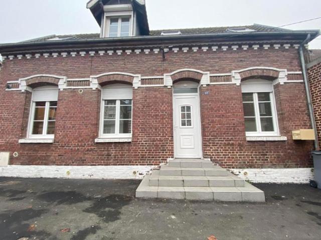 Location Maison 70 m² à Moreuil 640 ¤ CC /mois
