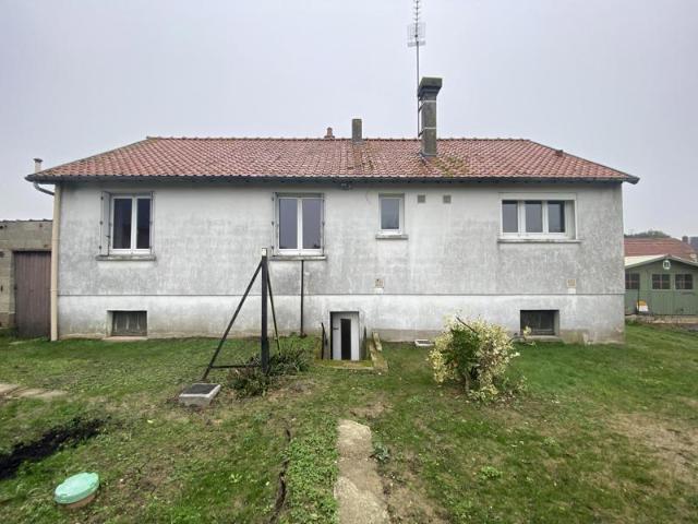 Location Maison 72 m² à Louvrechy 660 ¤ CC /mois