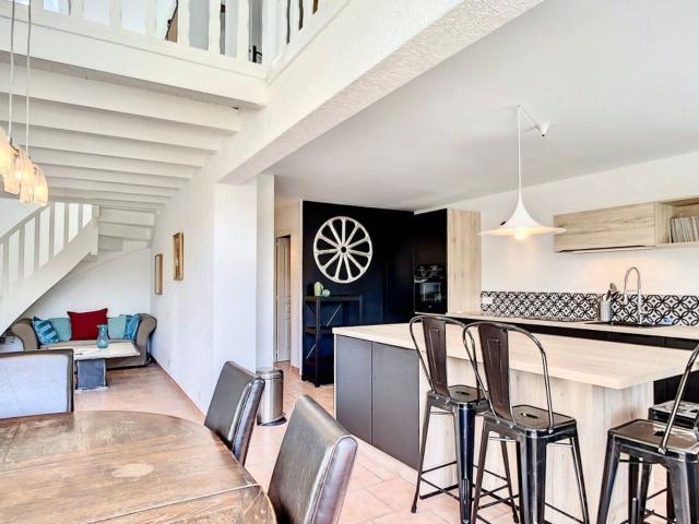 Location maison, 80.8 m² T 2 à Viry, 1 780 €