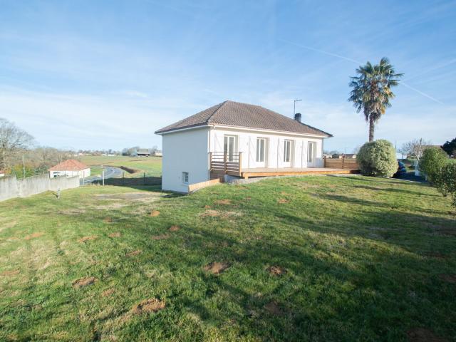 Location maison, 84.31 m² T 3 à Maucor, 950 €