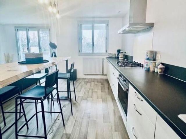 Location Maison 84 m² à La Neuville Au Pont 750 ¤ CC /mois