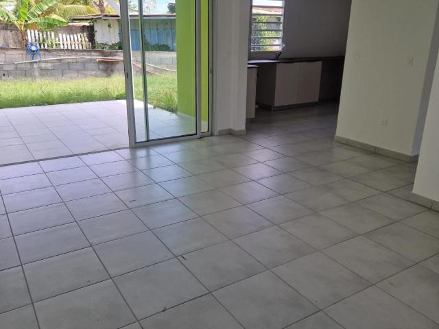 Location Maison 85 m2 avec terrasse 14 m2 et Jardinet de 125 m2