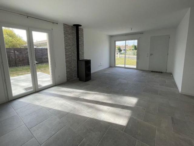 Location Maison 85 m² à Courdemanges 750 ¤ CC /mois