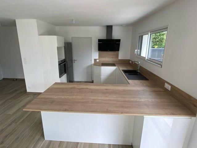 Location Maison 87 m² à Sainte Menehould 740 ¤ CC /mois