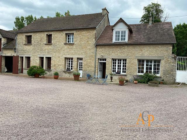 Location Maison 8 pièces 159.03 m2 Bavent