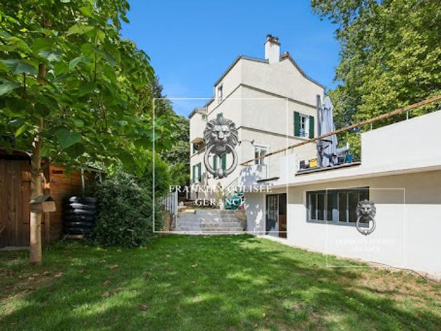 Location Maison 8 pièces 168.09 m2 Louveciennes