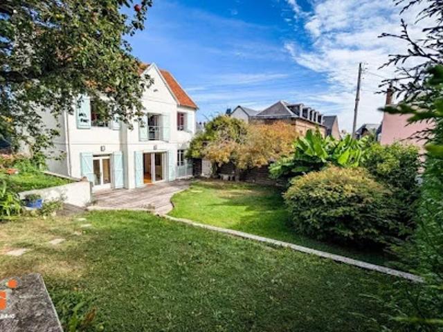 Location Maison 8 pièces 180.13 m2 Dieppe