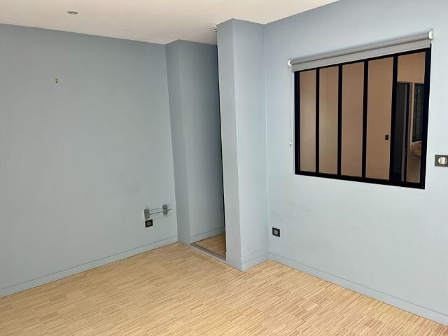 Location maison 8 pièces, 190.00m², Clermont Ferrand