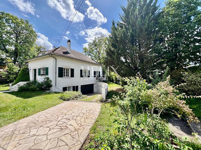 Location Maison 8 pièces 218.85 m2 Le Vésinet