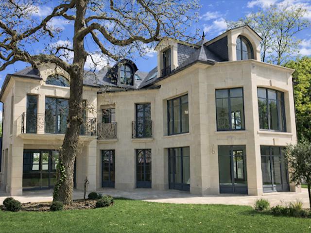 Location Maison 8 pièces 210 m2 Le Vésinet