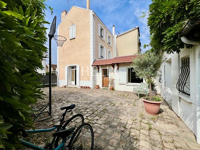 Location Maison 8 pièces 220 m2 Croissy sur Seine
