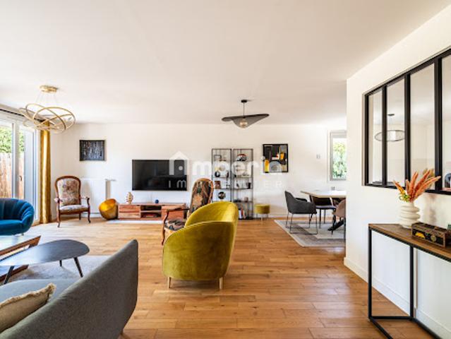 Location Maison 8 pièces 232.55 m2 Saint Jean le Blanc