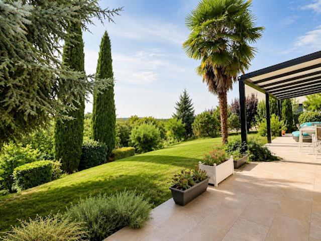 Location Maison 8 pièces 240.61 m2 L'Etang la Ville