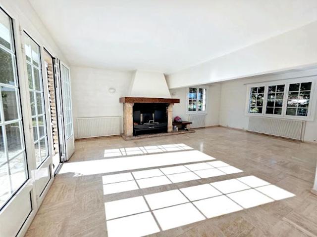 Location Maison 8 pièces 265 m2 Chambourcy