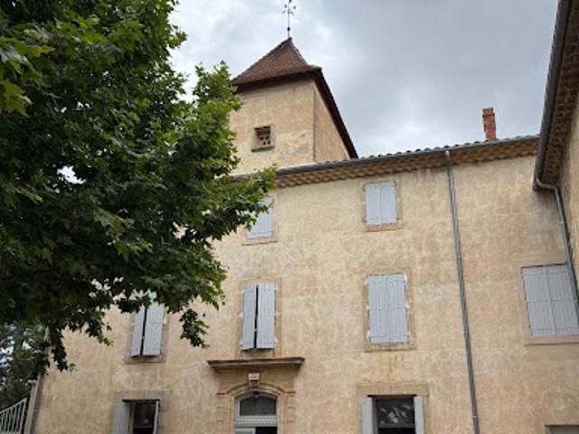 Location Maison 8 pièces 352 m2 Beziers