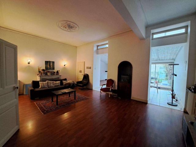 Location maison 8 pièces Angers Centre 49
